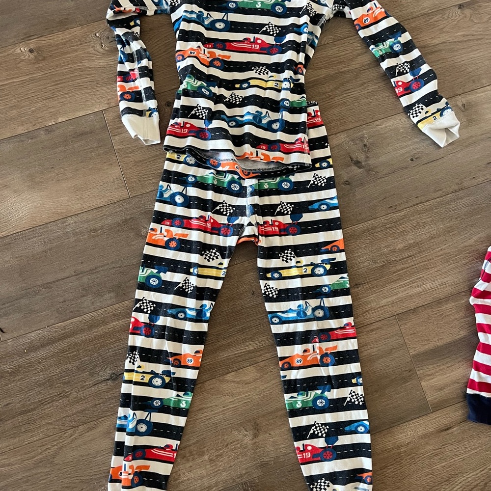 Hanna Andersson Black & White Stripe Racing Car Pajama Set with Multicolor Cars